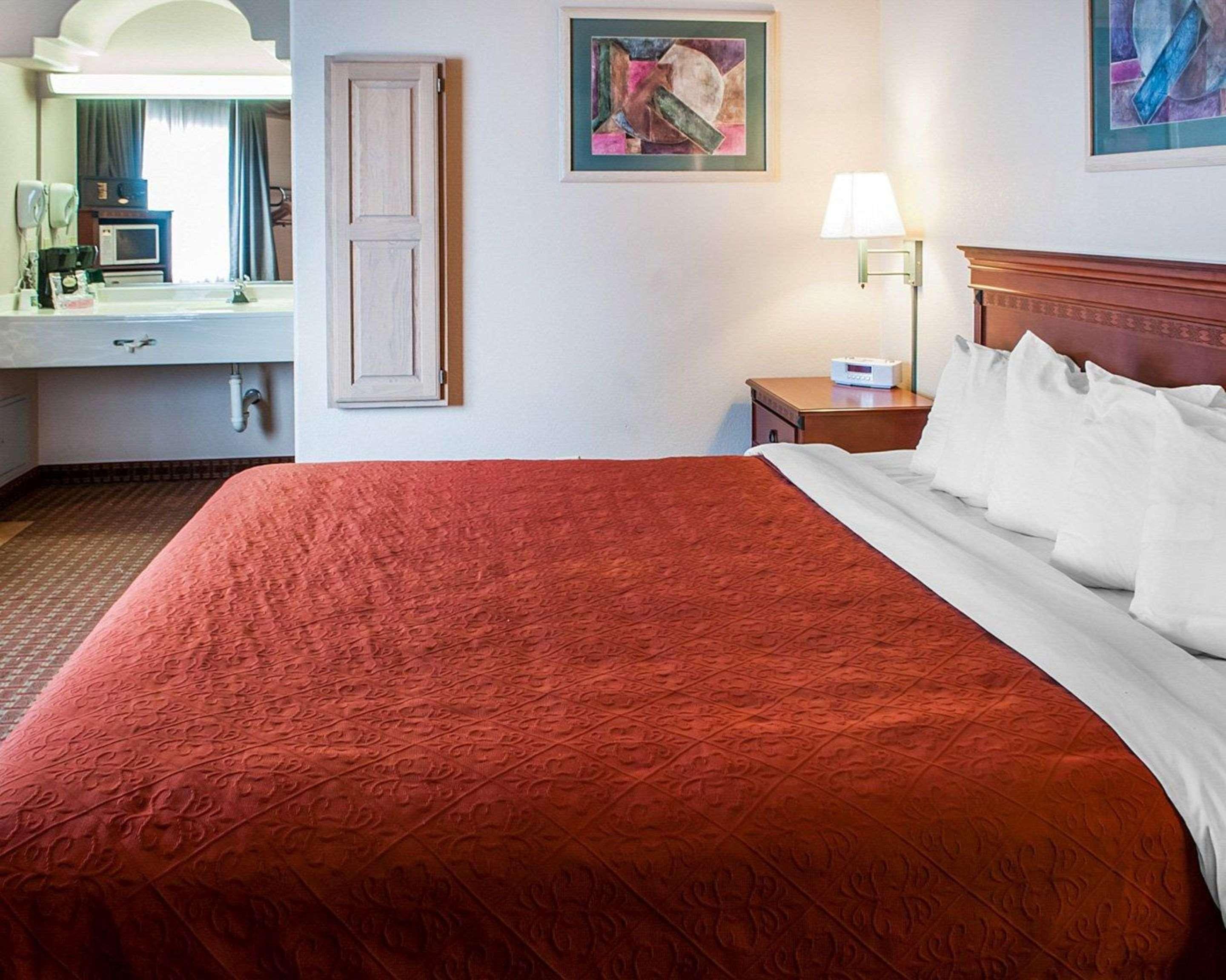 Quality Inn & Suites Las Cruces - University Area Extérieur photo