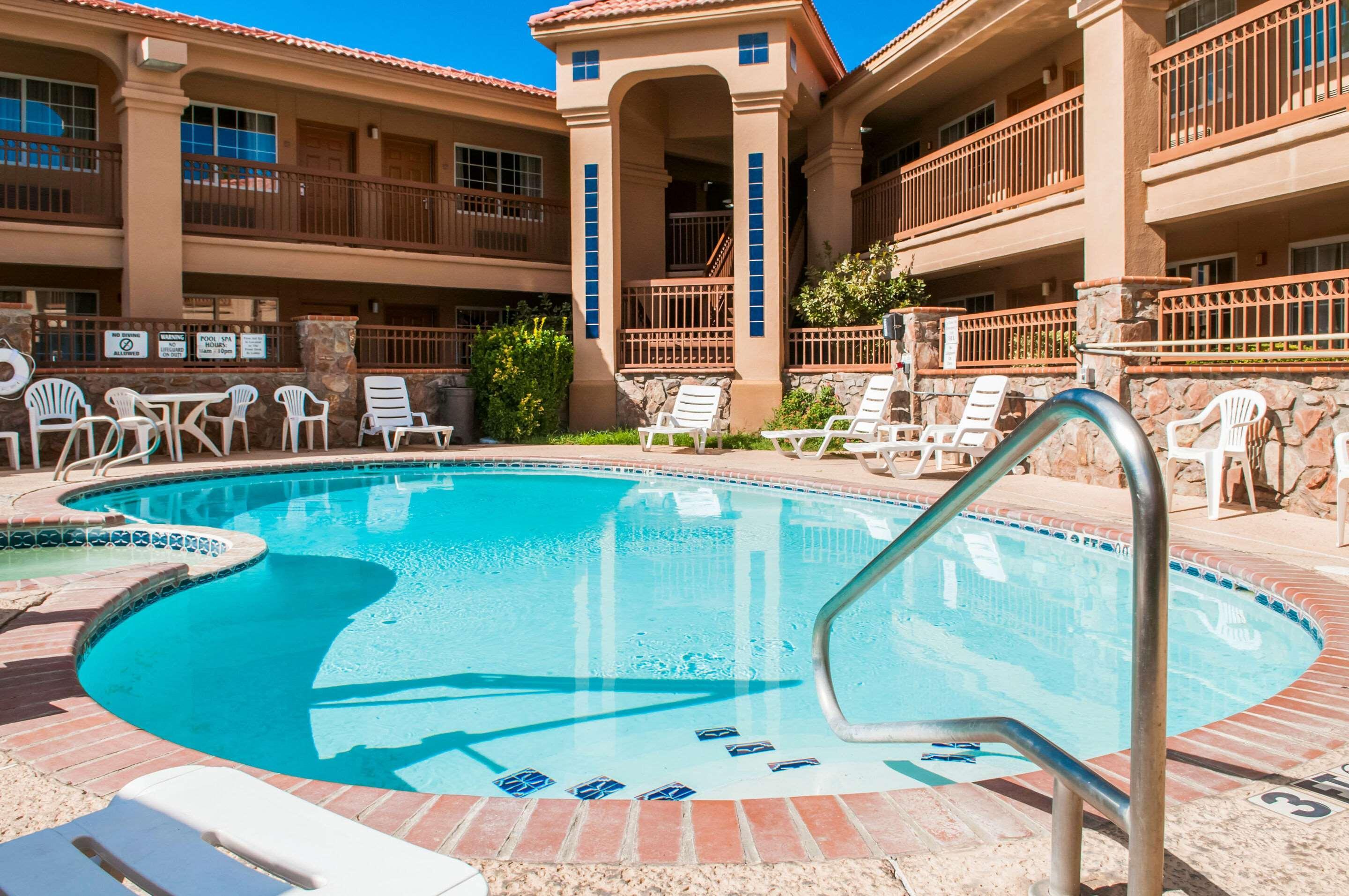 Quality Inn & Suites Las Cruces - University Area Extérieur photo