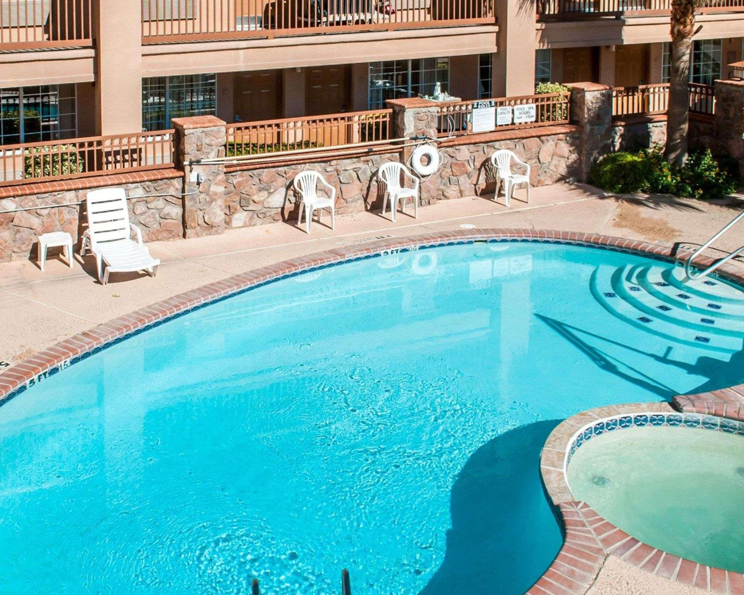 Quality Inn & Suites Las Cruces - University Area Extérieur photo