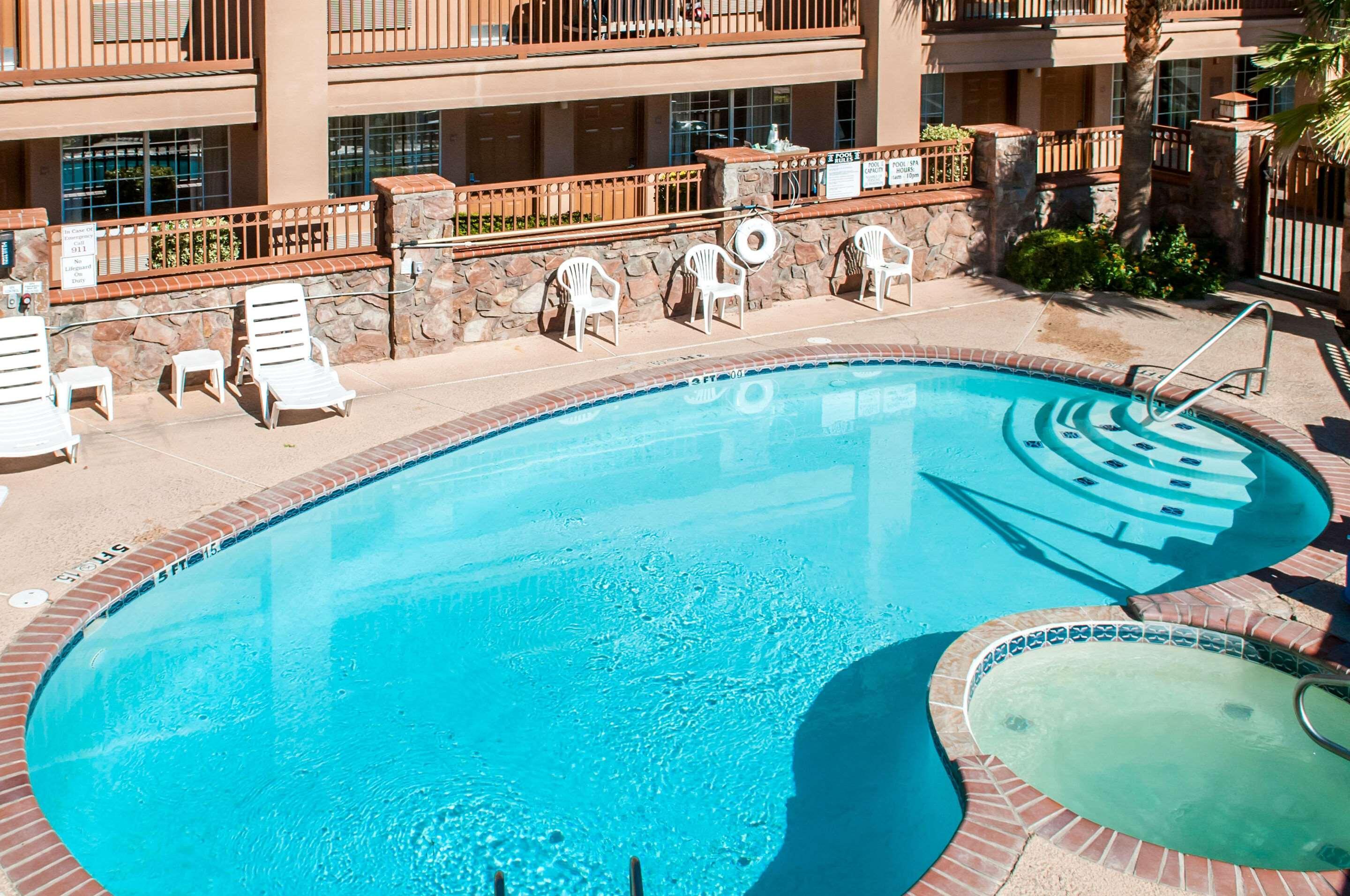 Quality Inn & Suites Las Cruces - University Area Extérieur photo